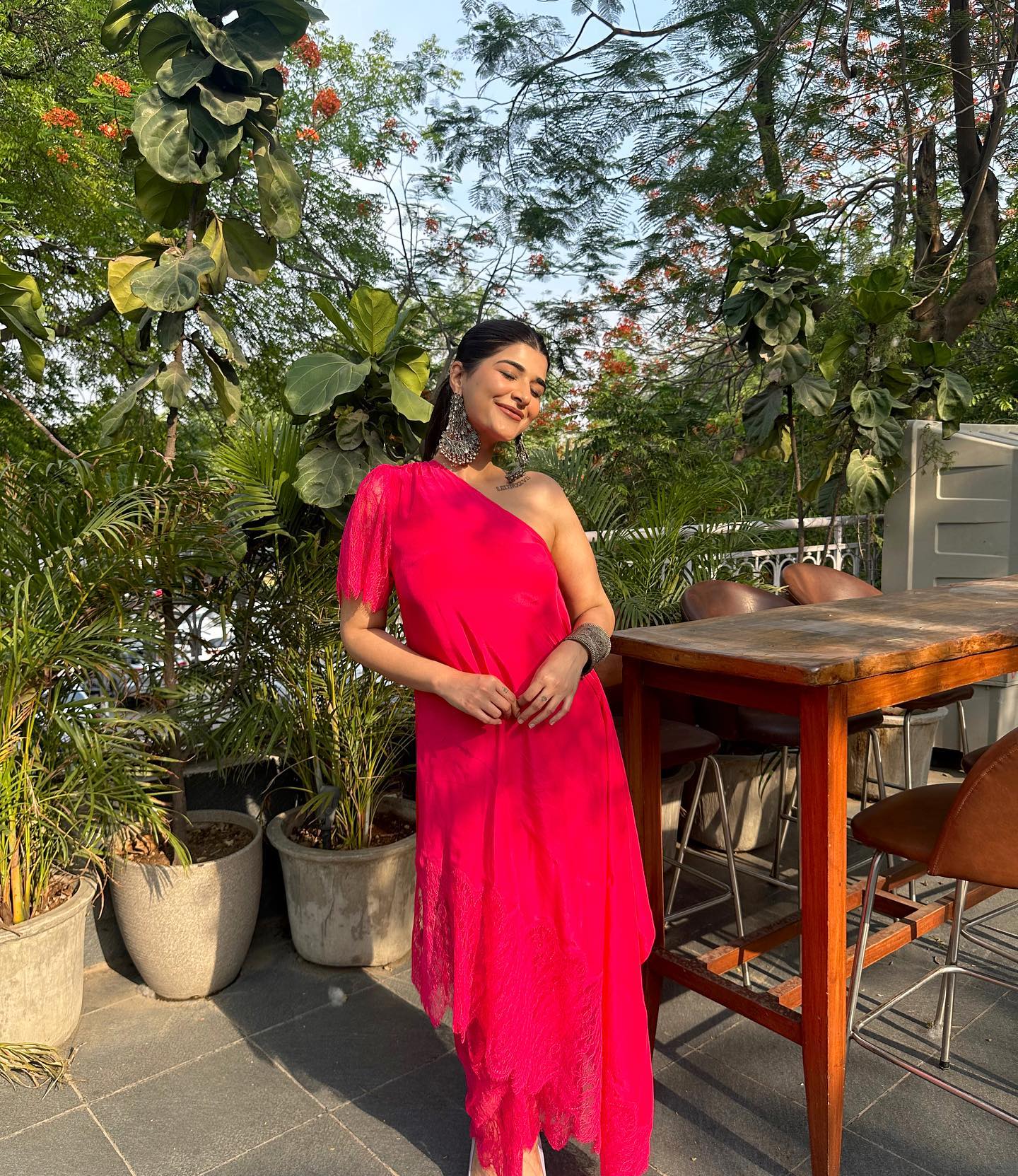Deeksha Khurana influencer styling